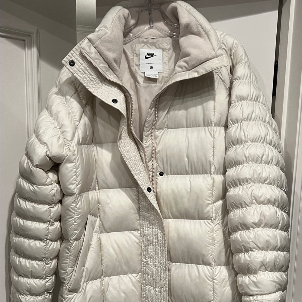 Nike Women's Therma-Fit Puffer Jacket